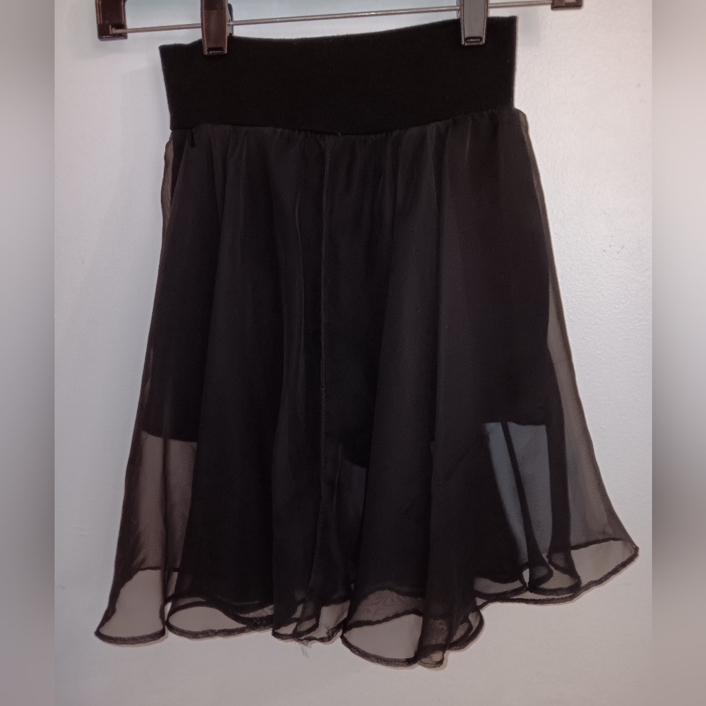 Elegant Black Shorts With A Sheer Overlay Skirt Chiffon Skort Size Xs S